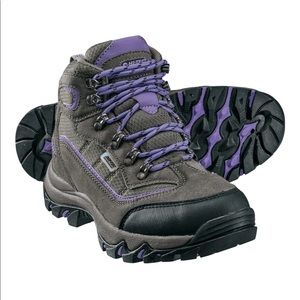 Hi-Tec Women’s Skamania Mid Waterproof Hikers